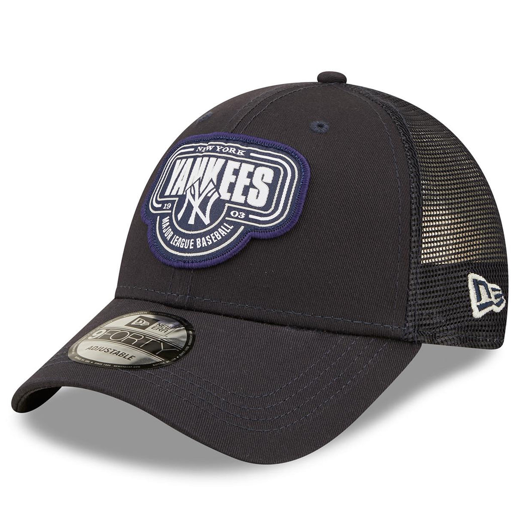 New Era MLB Men's New York Yankees Logo Patch 9FORTY Adjustable Snapback Hat Navy OSFM