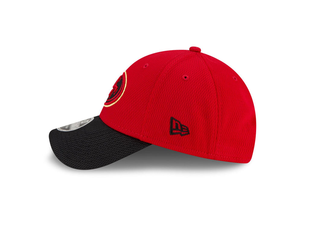 New Era NFL Men's San Francisco 49ers 2021 Sideline Road 9Forty Snapback Adjustable Hat