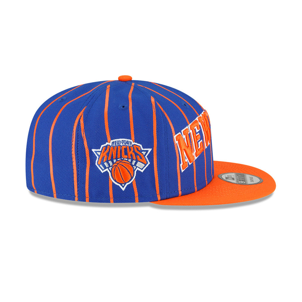 New Era NBA Men's New York Knicks City Arch 9FIFTY Snapback Hat OSFM