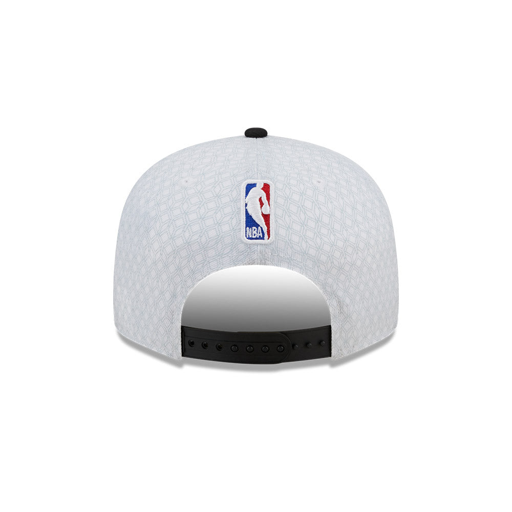 New Era NBA Men's Chicago Bulls 2022 City Edition 9FIFTY Adjustable Snapback Hat OSFM