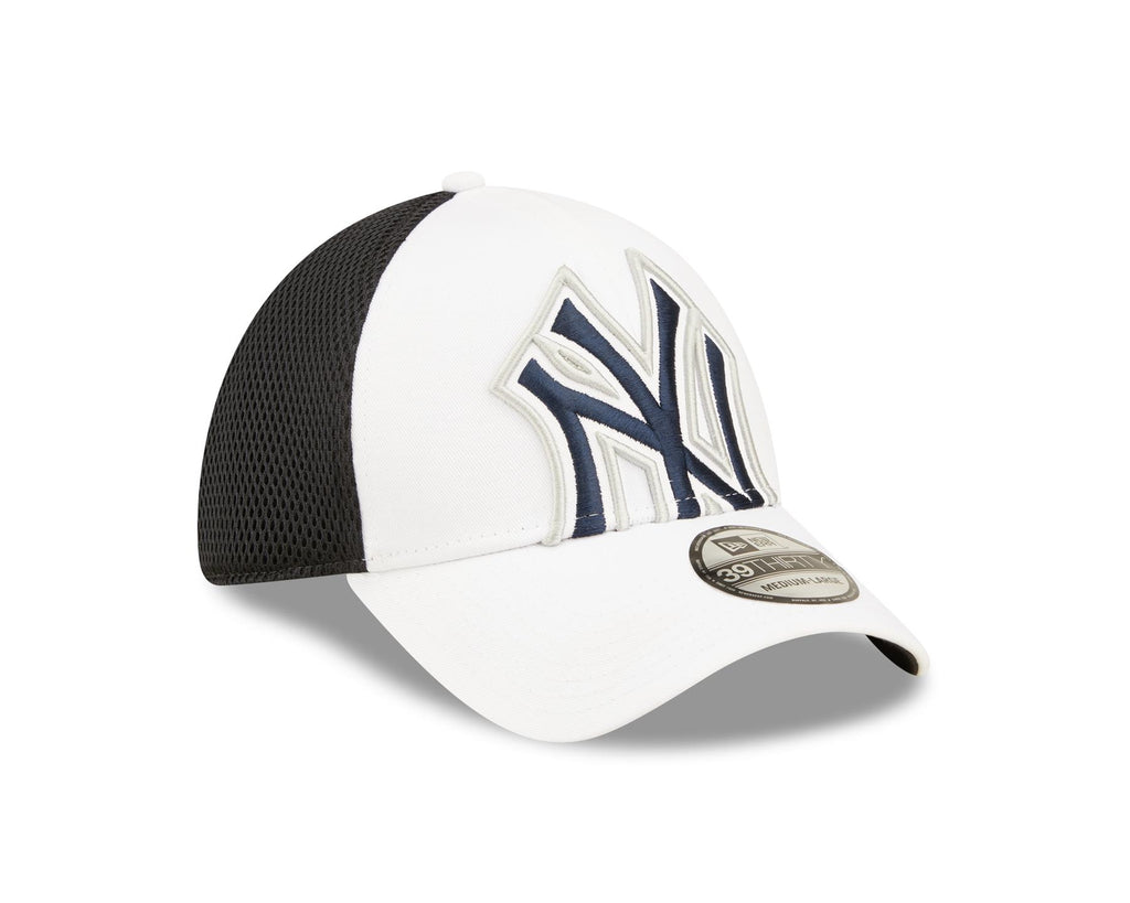 New Era MLB Men's New York Yankees Logo Large 39THIRTY Stretch Hat