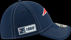 New Era NFL Men's New England Patriots 2019 Sideline Road Official 39THIRTY Flex Hat