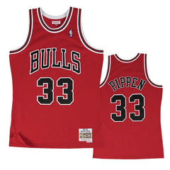 Mitchell & Ness NBA Youth Chicago Bulls Scottie Pippen 1997-98 Hardwood Classics Swingman Jersey