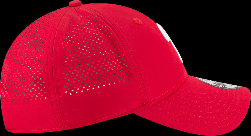 New Era MLB Men's Philadelphia Phillies Perf Pivot 9TWENTY Adjustable Hat Red OSFA