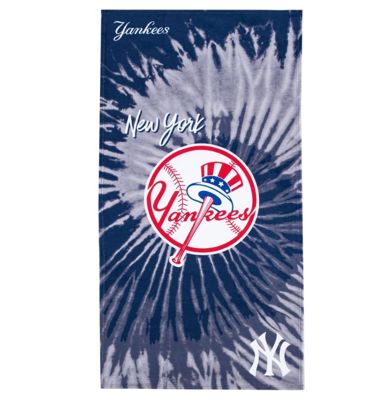 The Northwest Company MLB New York Yankees Psychedelic Beach Towel