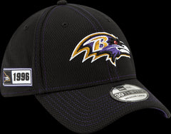 New Era NFL Men's Baltimore Ravens 2019 Sideline Road Official 39THIRTY Flex Hat