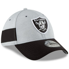 New Era NFL Men's Las Vegas Raiders 2018 Sideline Official 39Thirty Flex Hat