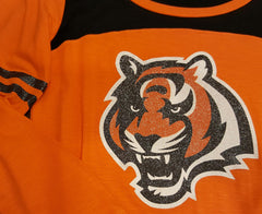New Era NFL Women's Cincinnati Bengals Hang Time Glitter Long Sleeve Tee Orange/Black