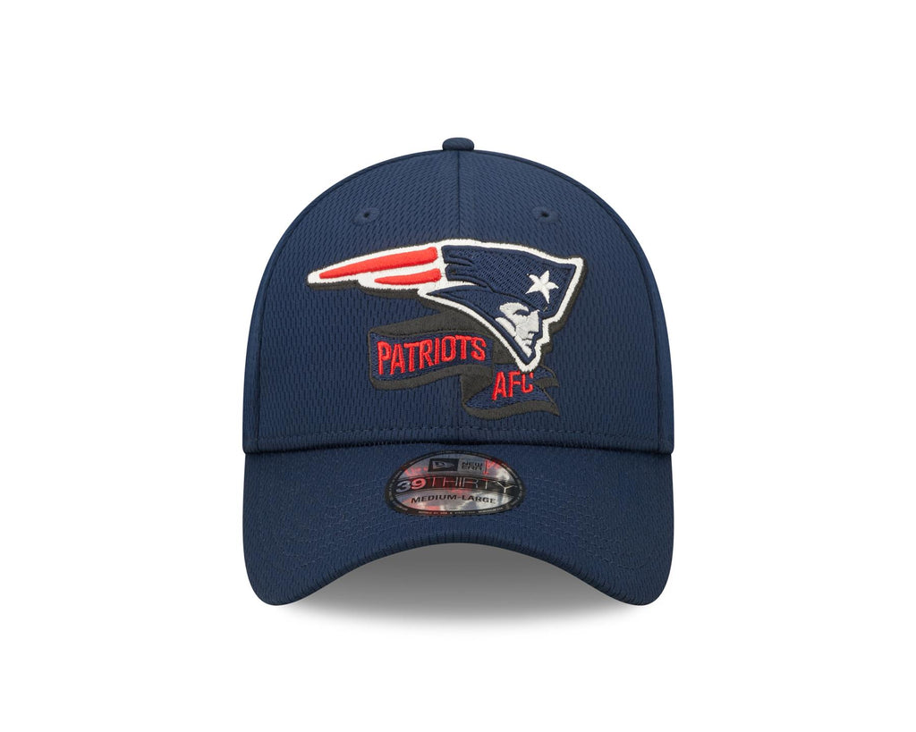 New Era NFL Men's New England Patriots 2022 NFL Sideline 39THIRTY Coaches Flex Hat
