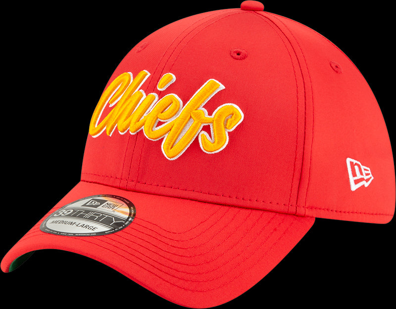 Women's New Era Red Kansas City Chiefs Formed 9TWENTY Adjustable Hat
