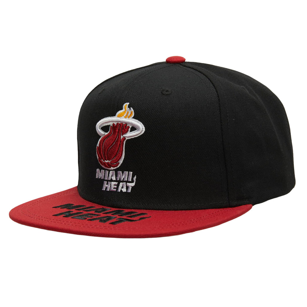 Mitchell Ness Black Miami Heat Snapback Hat With Red Logo Heat