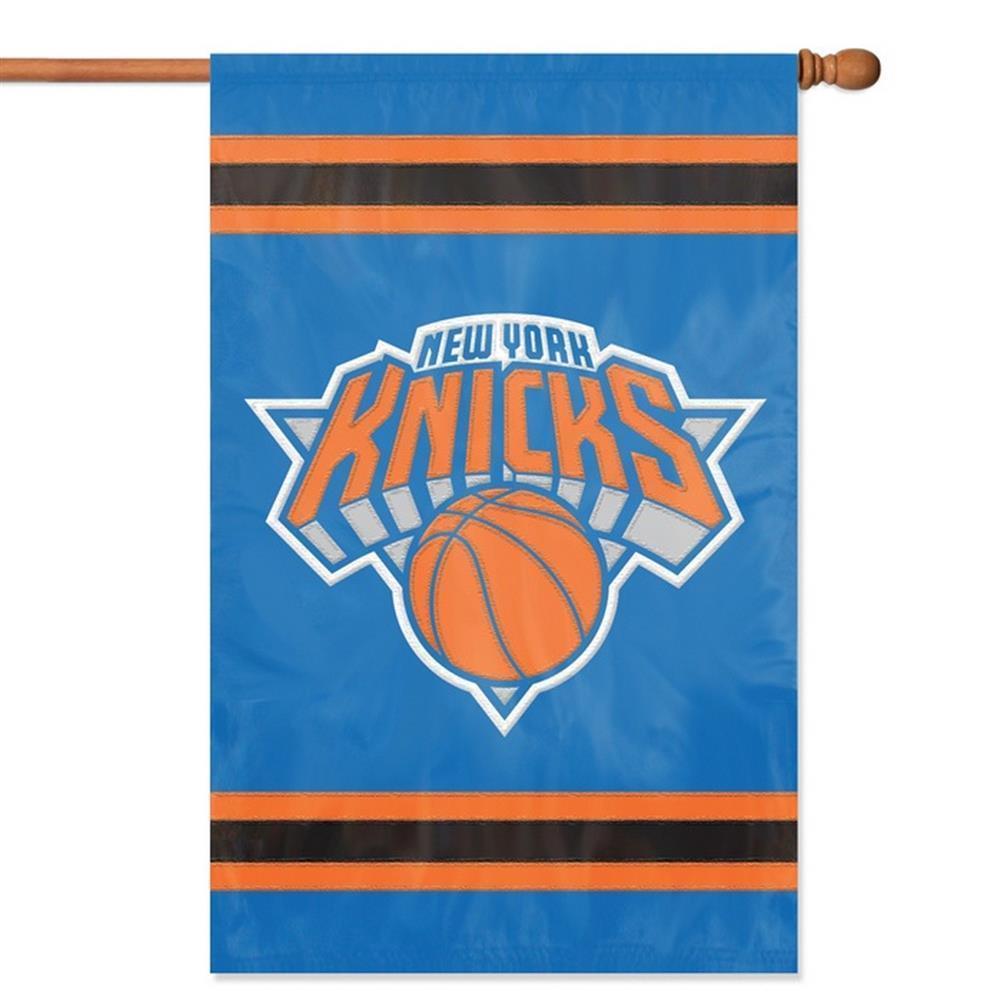 Party Animal NBA New York Knicks 28" x 44" House Banner Flag