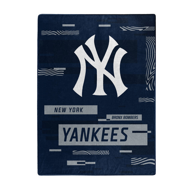 The Northwest Company MLB New York Yankees Digitize Design Royal Plush Raschel Blanket